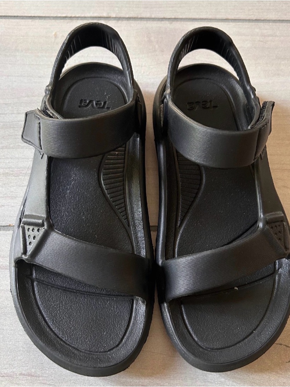 NWOT Teva Kids Black Waterproof Sporty Slide Sandals with Velcro Straps - Picture 3 of 3